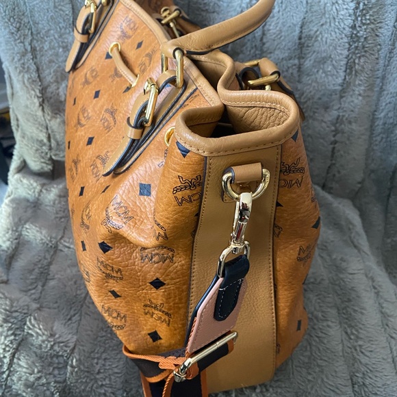 Mcm 2 way bag - Picture 3 of 4